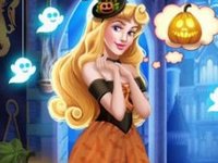 Aurora's Halloween Castle Decorating